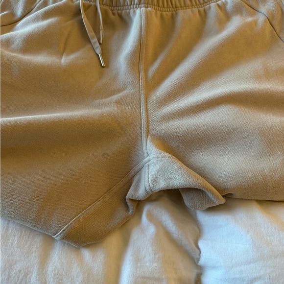 Scuba Midrise Oversized Joggers - Picture 9 of 11